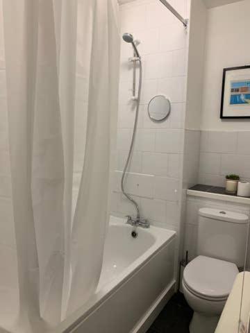 Modern One Bedroom Victoria Apartment Λονδίνο Εξωτερικό φωτογραφία